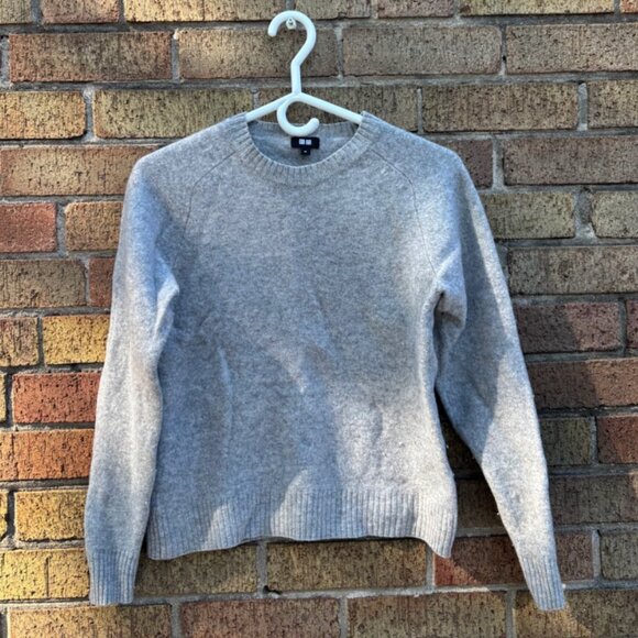 Grey Wool Blend Sweater – Uniqlo - Picture 2 of 2